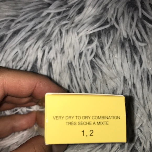 Clinique dramatically different moisturizer - Picture 7 of 7